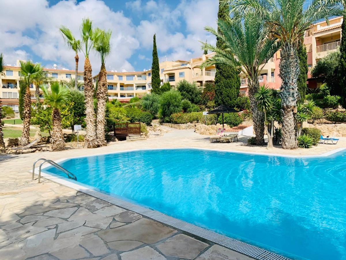 101 Hippo Apartment In Popular Regina Gardens Paphos Kültér fotó