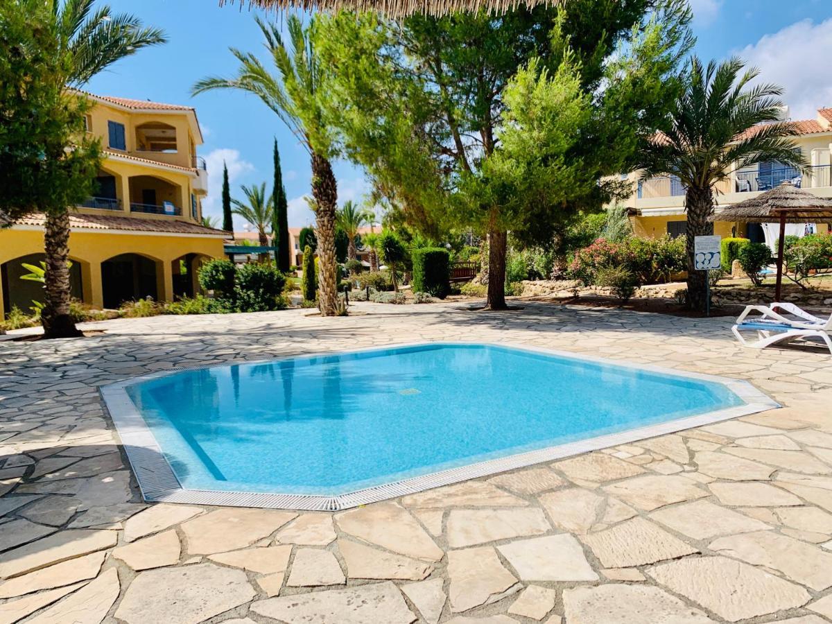 101 Hippo Apartment In Popular Regina Gardens Paphos Kültér fotó